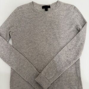 Saks Fifth Avenue Sweater. Size XS